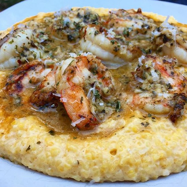 It seems like @KanyeBreast is always Cheffing up something Amazing, but this right here has us in #LOVE at first sight!! - Creamy Parmesan Grits w/ Garlicky White Wine Butter Shrimp!! || #YouGottaEatThis #YGET #WDYET #MakeAtHome ||