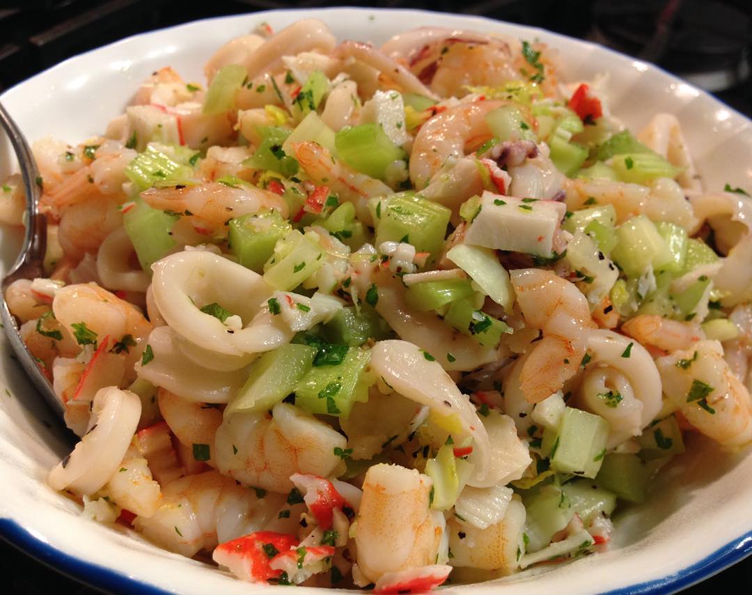 Our very own @PremiumPete has a special go to Seafood Salad dish he loves to whip up weekly that his now 94 yr old #Grandmother used to make for him as a kid. It consist's of - #Shrimp, #Calamari, #Scungilli, #Crab & #Lobster topped off with Celery, Minced Garlic, Parsley, Olive Oil, Fresh Squeezed #Lemon, Salt & Pepper!! #YouGottaEatThis Approved for sure!! A great #MakeAtHome dish for one or for all,  enjoy!! || #YGET #WDYET #Seafood #Salad || #😍 #💣 #😳