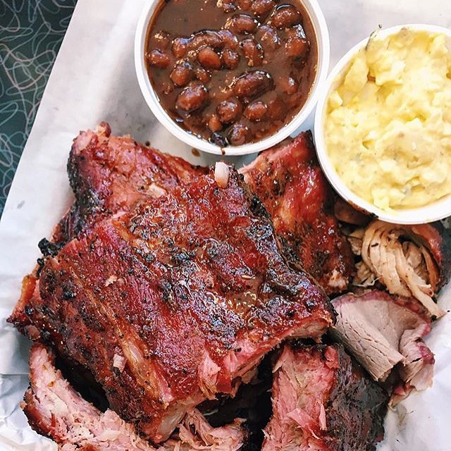 Well thanks to @VancouverFoodie not only are we Drooling 😳 but we're putting #Bogarts on our must visit List!! Now take a look at these Barbecued Ribs w/ Dill Egg Potato Salad + Smoky Baked Beans from Bogart's Smokehouse so #💣 || #YouGottaEatThis #StLouis #YGET #WDYET #BBQ || #😍 #🔑