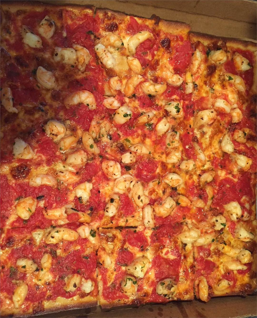 The Double Shrimp Grandma Pie from @UmbertosPizza is Absolutely Phenomenal!!