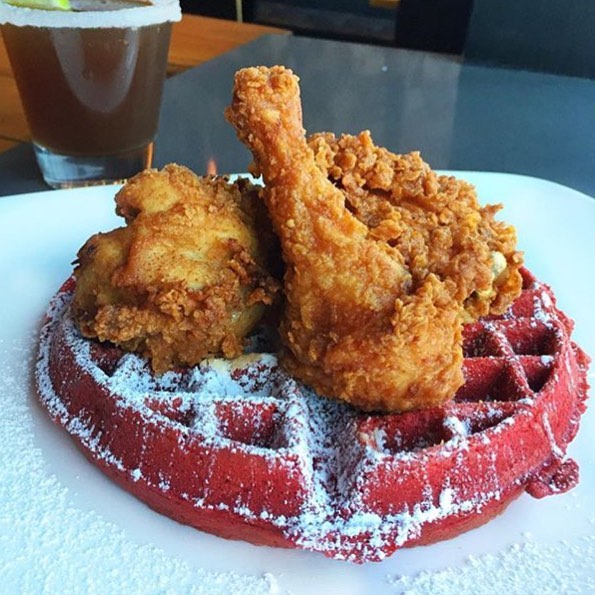 Starting your Saturday with Red Velvet Chicken N Waffles from @SocoBK might be the best choice you make today!! 😍🔥🔑💣