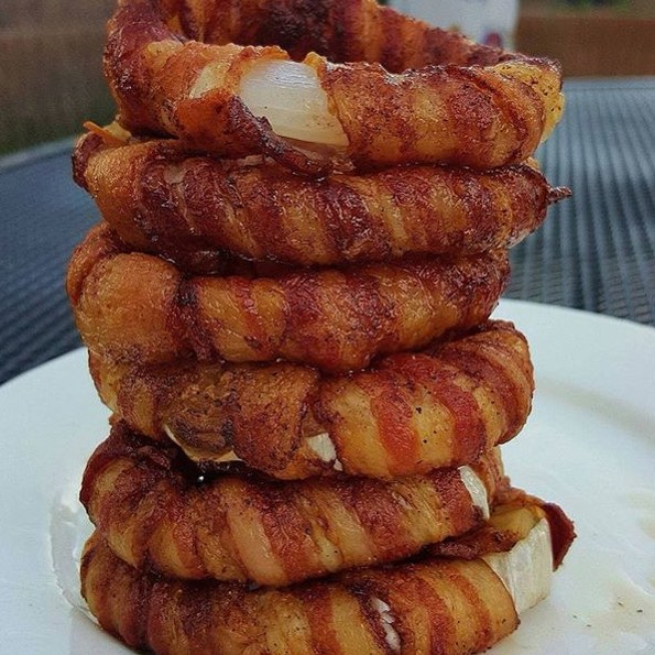 Bacon Wrapped Onion Rings are the Perfect addition to your BBQ’s!! Thanks to @Quake89 your party will be LIT!!