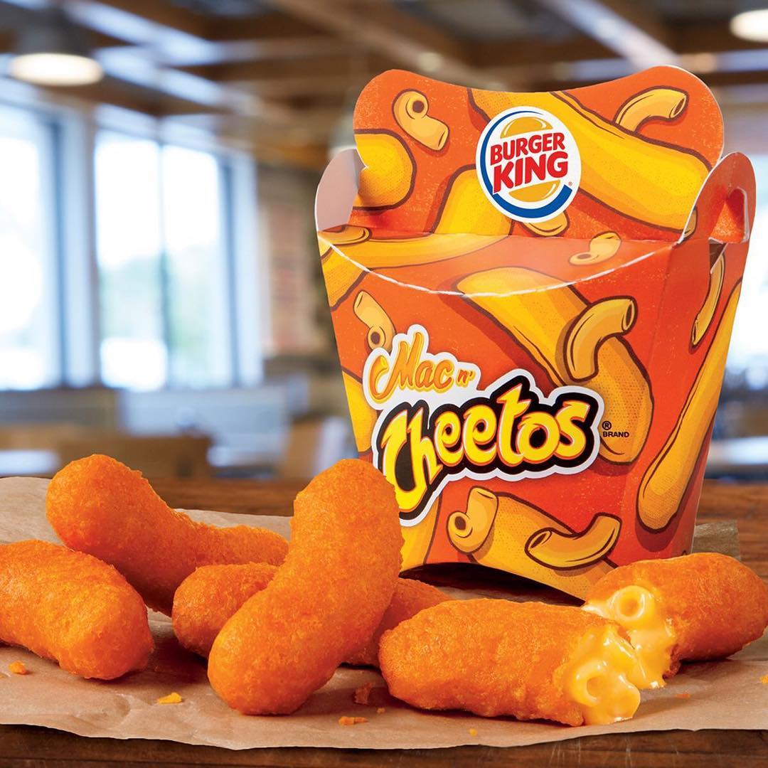 Ummmm @BurgerKing will now start selling Mac ‘n Cheetos!? 😳 Is this a 👍🏽 or a 👎🏽 for you?