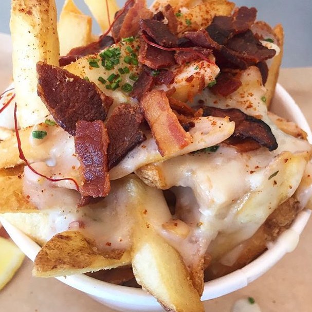 Clam Chowder French Fries is the Perfect way to KICK off the week!! || 📸: @FoodBabyJesus