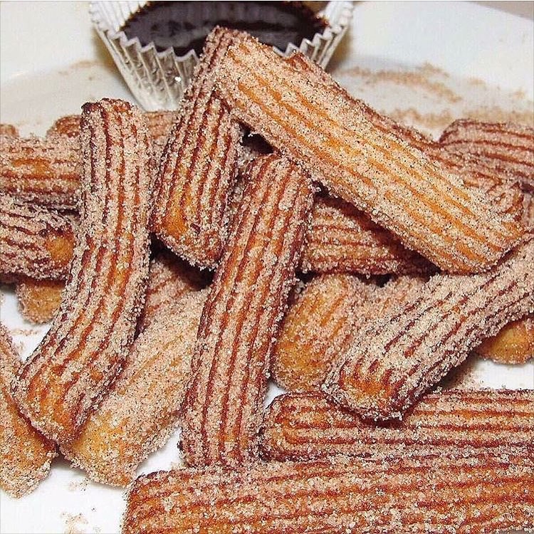 When the day is beautiful we always encourage for you to head out and grab some gooood food to inform us on a spot. But even so @shirleys.kitchen shows us that those few moments you can still whip up a treat. These Churros is nothing to mess with!! Who else agrees??