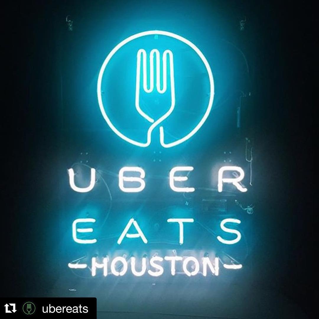 you can now download the new @ubereats app to have local favorites delivered straight to you!🚗🍽😋 📷@papercitymag