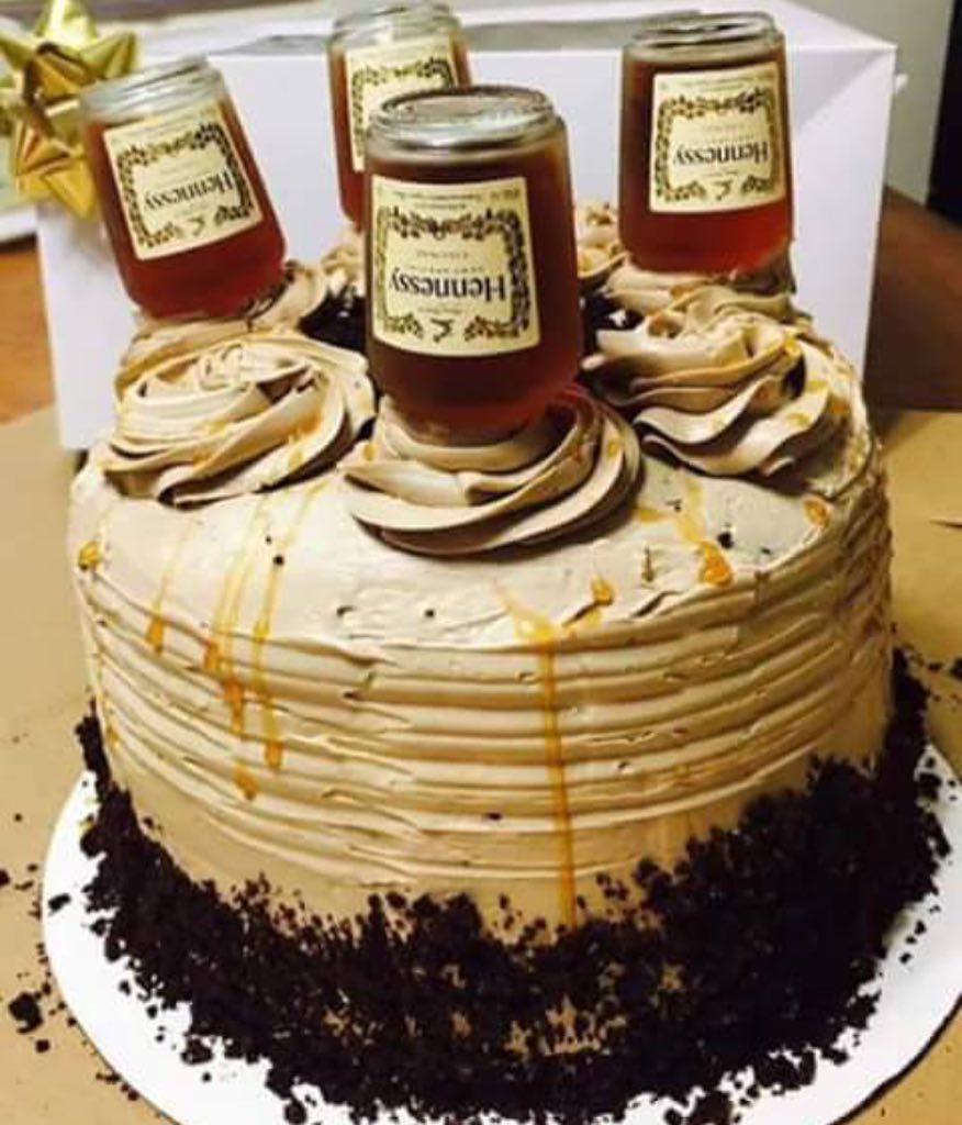 Anyone ready for their Birthday Cake?? With a just a few minor shots of @hennessyus of course would make it better as well! Who wants slice or shot??