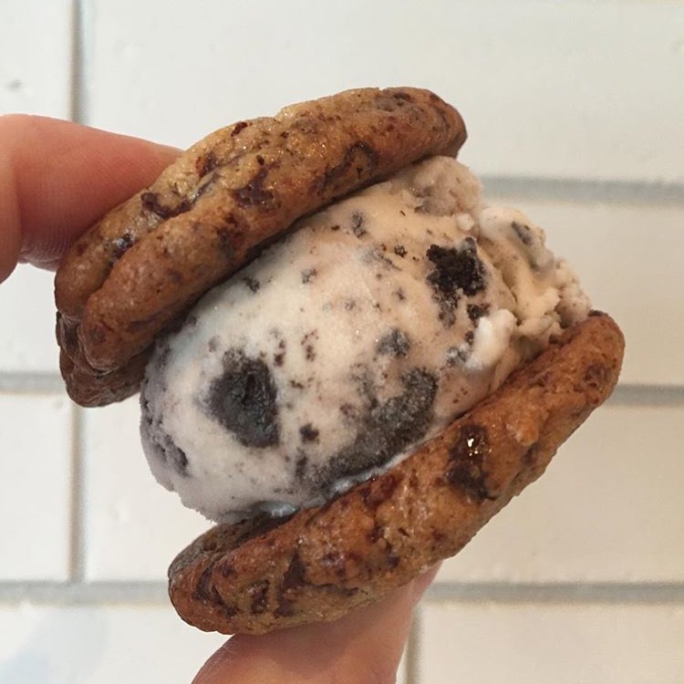 Milk & Cookies IceCream Sandwich. Believe us folks it can all be so simple! But you can’t have just one 📸 @sherrybdessert